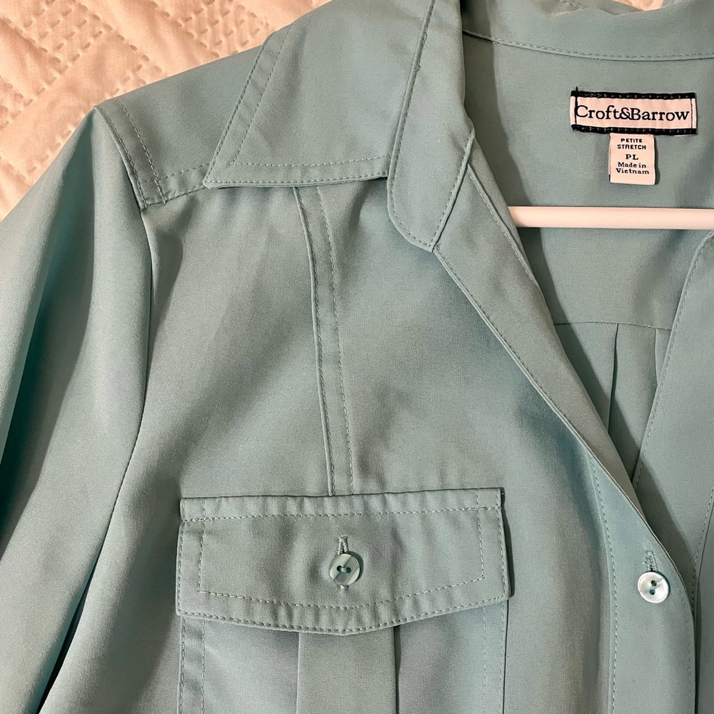 Special Price When Bundled—Croft & Barrow Large Petite Button-Down Blouse